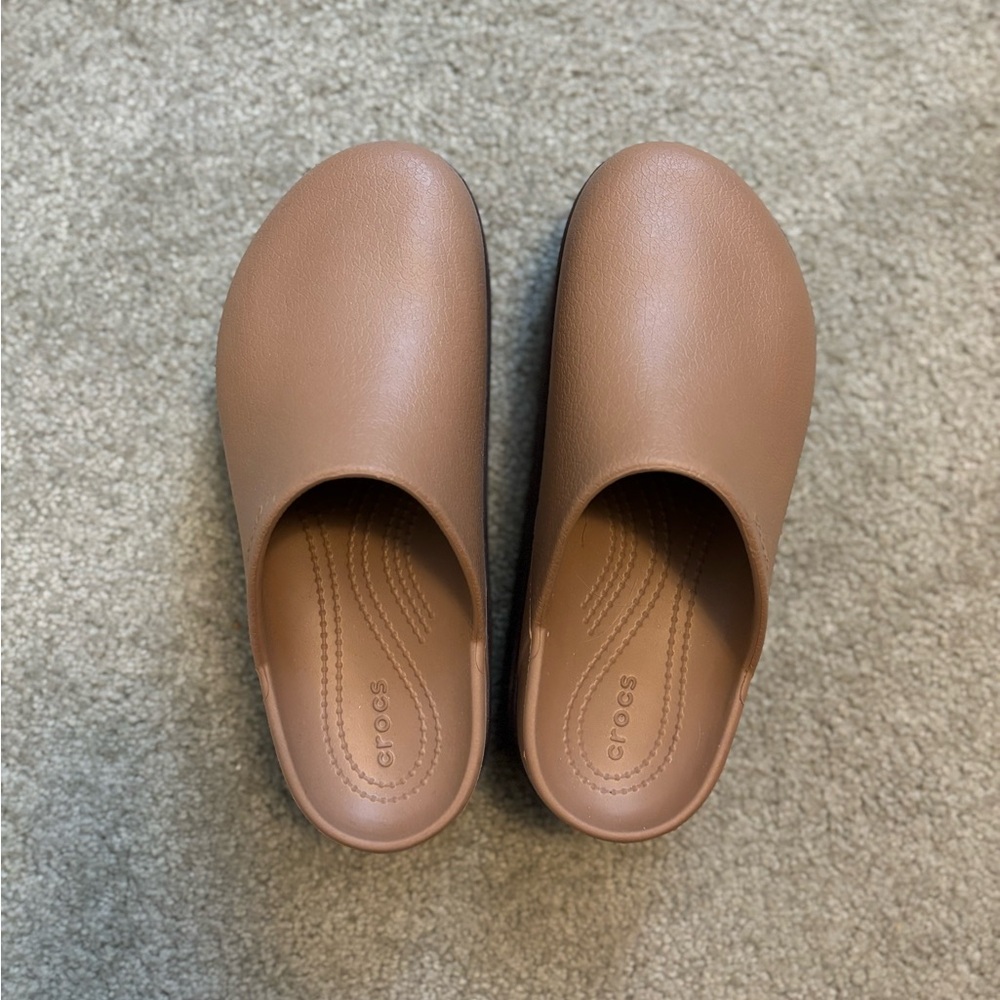 Crocs Dylan Platform Clogs